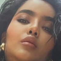 Noey Yanisa Çıplak