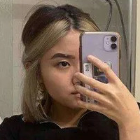 officialairlia Çıplak