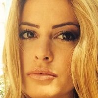 Olga Politi Çıplak