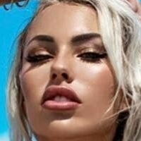 Olivia Burns Çıplak