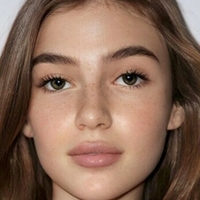 oliviacasta Çıplak