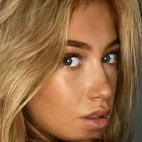 Orla Nolaan Çıplak
