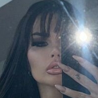 Paige British Çıplak