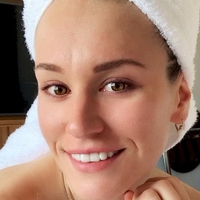 Paulina Fialkova Çıplak