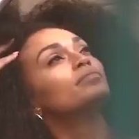 Pearl Thusi Çıplak