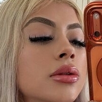 Perla Asollozo Çıplak