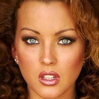 Playmate Shannon Stewart Çıplak