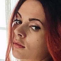 Polly Bones Çıplak