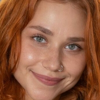 Polly Flame Çıplak