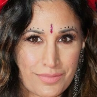 Preeya Kalidas Çıplak
