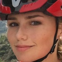 Puck Moonen Çıplak