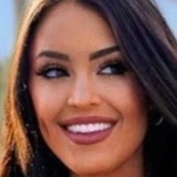 Rachel Stuhlmann Çıplak