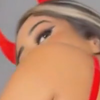 Raissa Oliveira Çıplak
