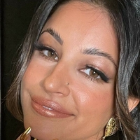 Richa Moorjani Çıplak