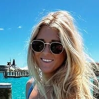 Riley Gaines Çıplak