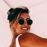 Riley White Çıplak