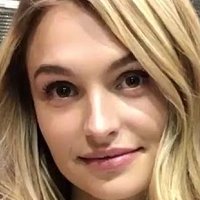 Roosmarijn de Kok Çıplak