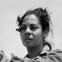 Rosalind Miles Çıplak