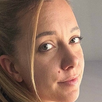 rosieposiebtn Çıplak