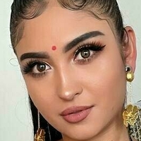 saanvi.says Çıplak