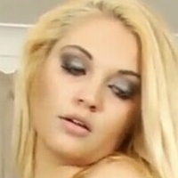 Sam Bowden Çıplak