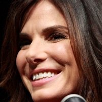Sandra Bullock Çıplak