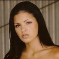 Sandra McCoy Çıplak