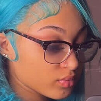 Saniah Armani Çıplak