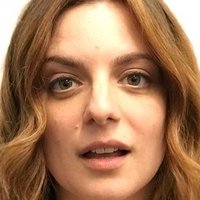 Sara Benincasa Çıplak