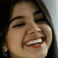 Sara Echeagaray Çıplak