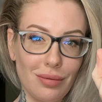 Sarah Karuna Satori Çıplak