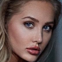 Sarah Sinclair Çıplak