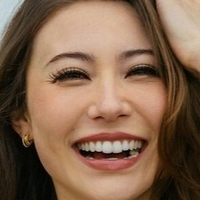 Sasha Emiri Çıplak