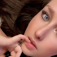 Savanah Roses Çıplak
