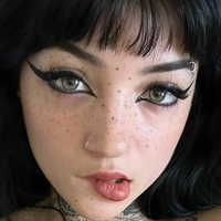 Savannah Skye Çıplak