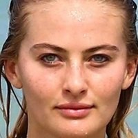 Selena Weber Çıplak