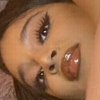Selenasofire Çıplak