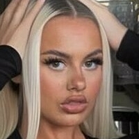 Shania Bethune Çıplak