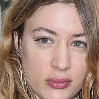 Sigrid Bouaziz Çıplak