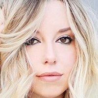 Skyler Shaye Çıplak