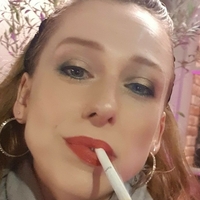 smokingmom Çıplak