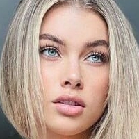 Sofia Munoz Çıplak