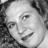 Solveig Dommartin Çıplak
