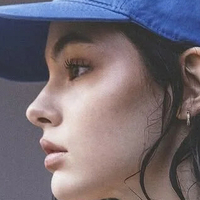 Sonyazoloeva Çıplak