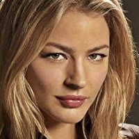 Tabrett Bethell Çıplak