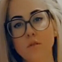 Taelorblevins Çıplak