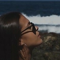 Tania Deniz Çıplak