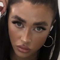 Taylorrlynch Çıplak
