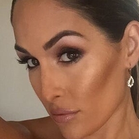 The Bella Twins: Çıplak