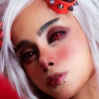 The Little Vampyr Çıplak